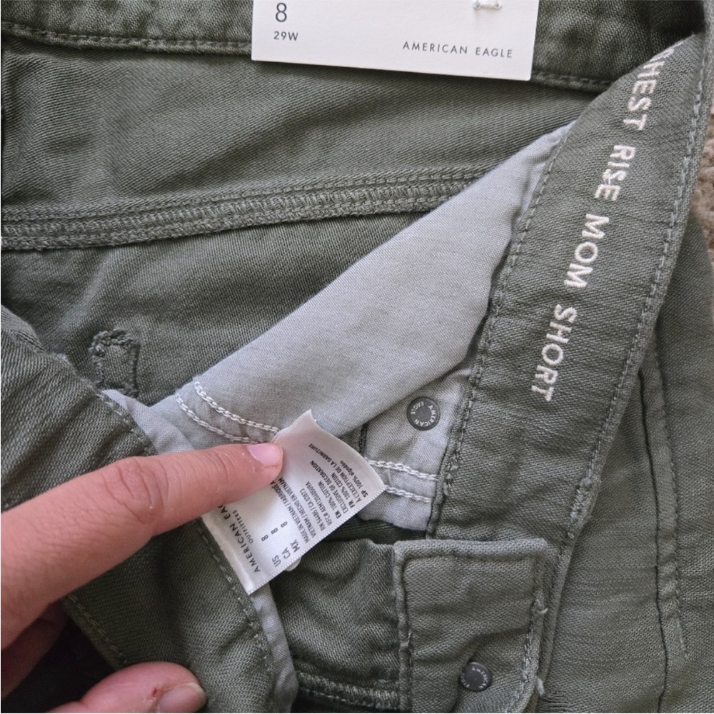 NWT AE Highest Rise Mom Short - Picture 4 of 5